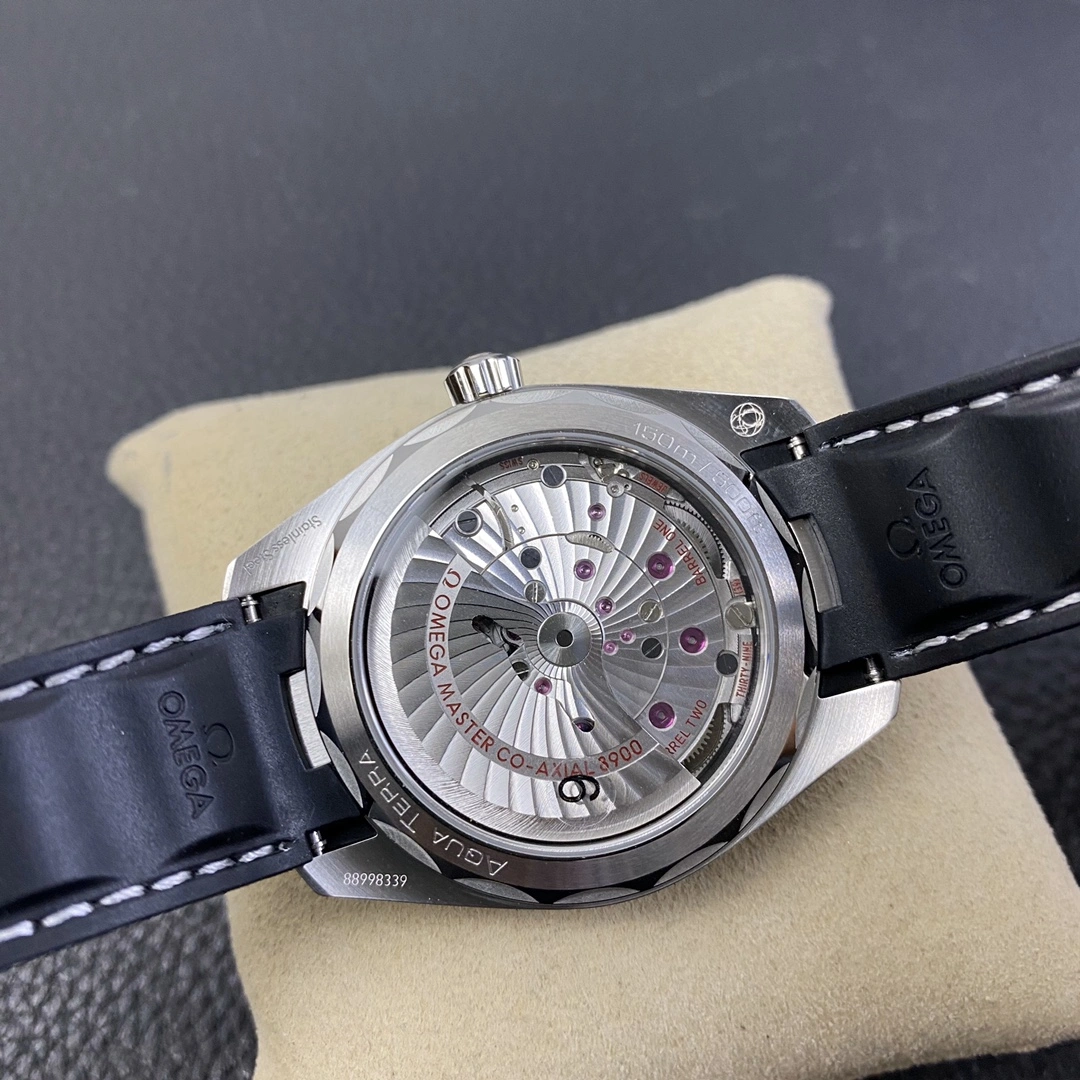 Bold CBD Factory Omega Seamaster Aqua Terra 150M 41mm Green Dial Rubber Strap (220.12.41.21.10.001) 1:1 Super Clone – DD8900 Movement 266